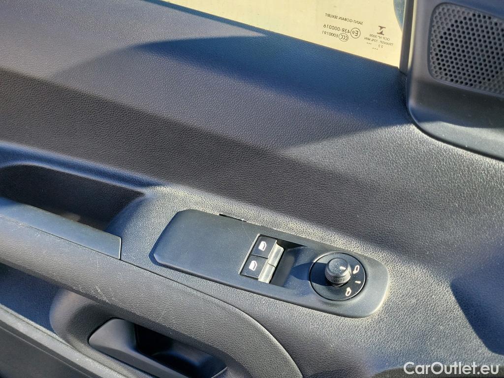  Peugeot  RIFTER PEUGEOT  / 2018 / 5P / combi Active Pack Busin. Standard BlueHDi 73kW #29