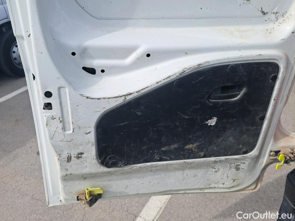  Peugeot  Partner PEUGEOT  / 2018 / 3P / furgón derivado de turismo Pro Standard 1000kg BlueHDi 73kW #72