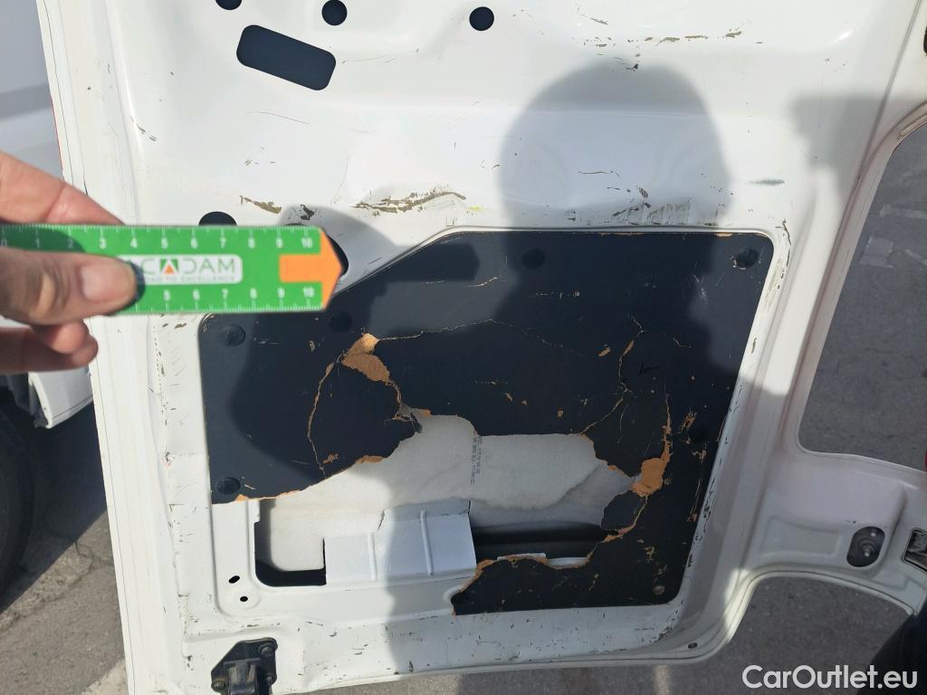  Peugeot  Expert PEUGEOT  / 2016 / 4P / furgón Furgón Premium 1.5 BlueHDi 100 Standard (AC) #44