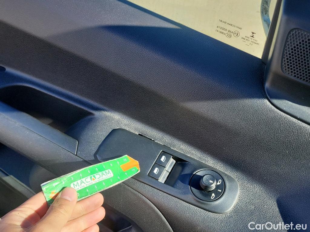  Peugeot  RIFTER PEUGEOT  / 2018 / 5P / combi Active Pack Busin. Standard BlueHDi 73kW #30