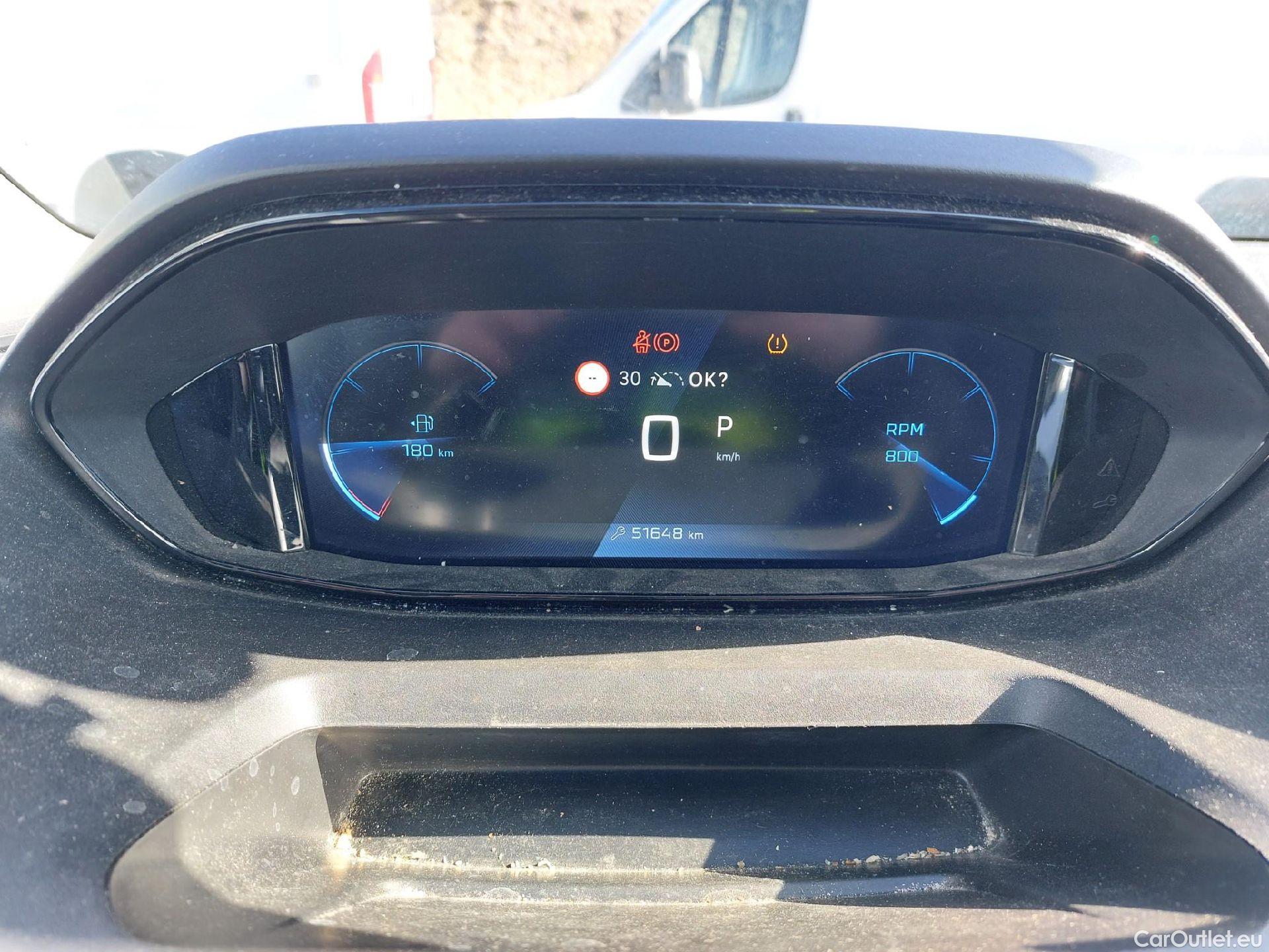  Peugeot  RIFTER PEUGEOT  / 2024 / 5P / combi  GT BlueHDi 130 EAT8 Standard (IND) #2