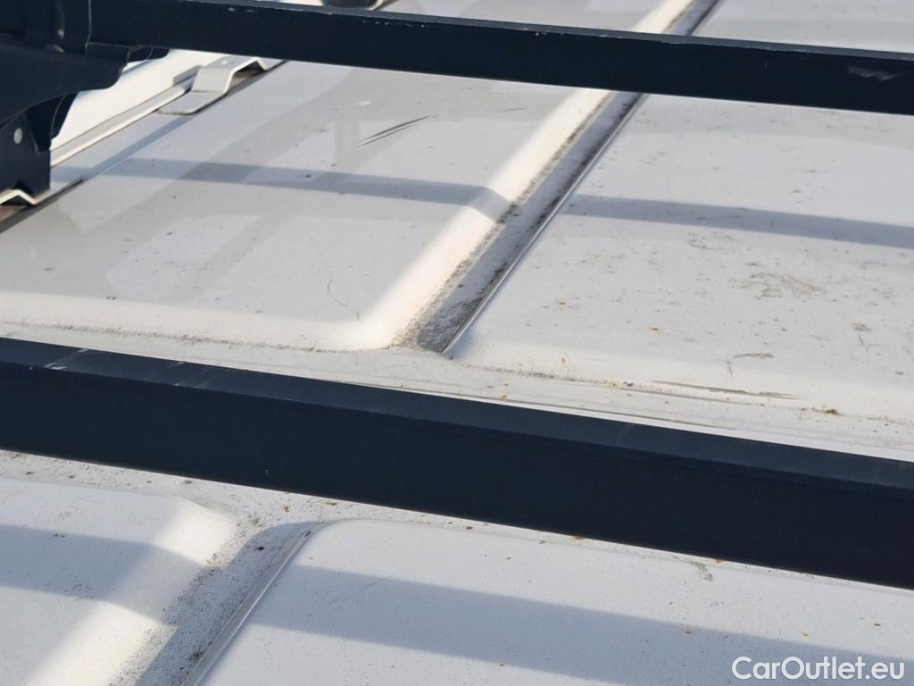  Peugeot  Expert PEUGEOT  / 2016 / 4P / furgón Furgón Premium 1.5 BlueHDi 100 Standard (AC) #23