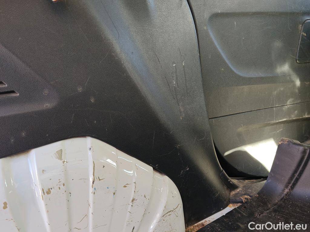  Peugeot  RIFTER PEUGEOT Partner / 2023 / 4P / furgón derivado de turismo Standard 600kg BlueHDi 73kW #5