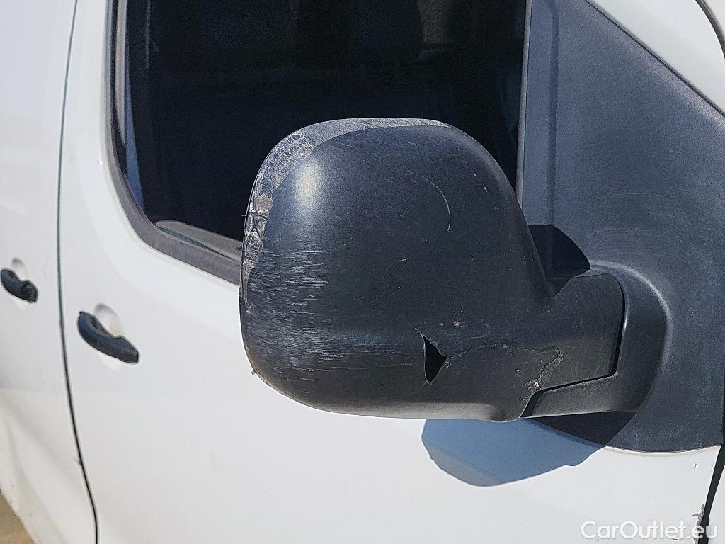  Opel  Vivaro OPEL  / 2019 / 4P / furgón 1.5 Diésel 88kW (120CV) M Std Select #53