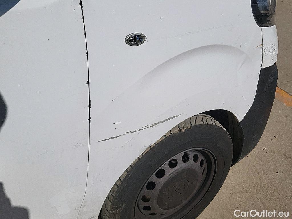  Opel  Vivaro OPEL  / 2019 / 4P / furgón 1.5 Diésel 88kW (120CV) M Std Select #31