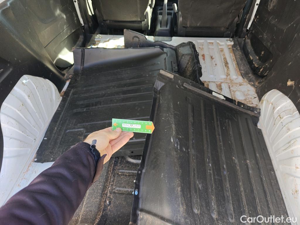  Peugeot  RIFTER PEUGEOT Partner / 2023 / 4P / furgón derivado de turismo Standard 600kg BlueHDi 73kW #32