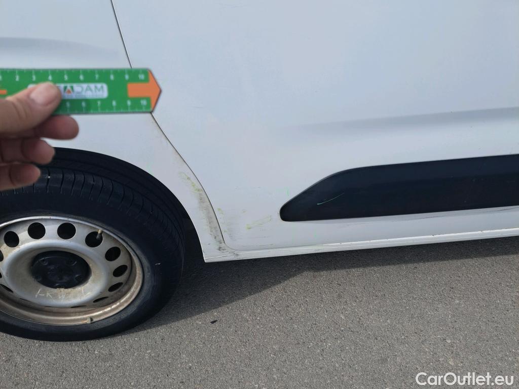  Peugeot  Partner PEUGEOT  / 2018 / 3P / furgón derivado de turismo Pro Standard 1000kg BlueHDi 73kW #39