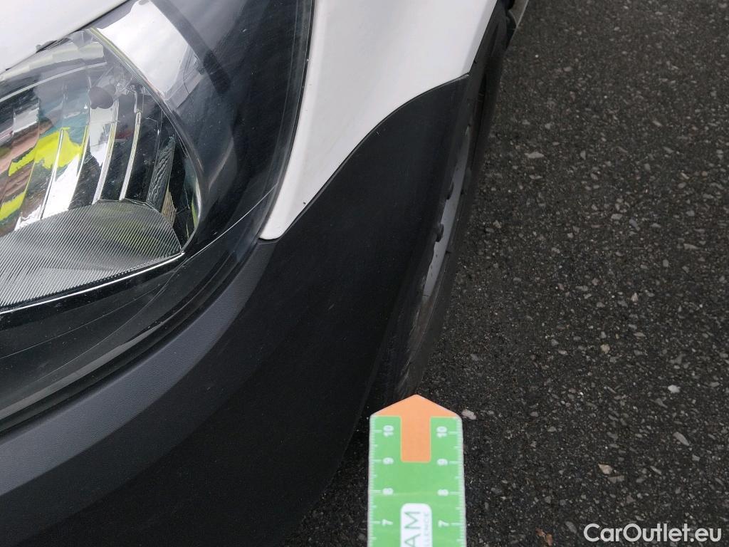  Volkswagen  Caddy VOLKSWAGEN  VU 4p 3G furgón derivado de t Furgón 2.0 TDI 110cv 4motion 4p #16