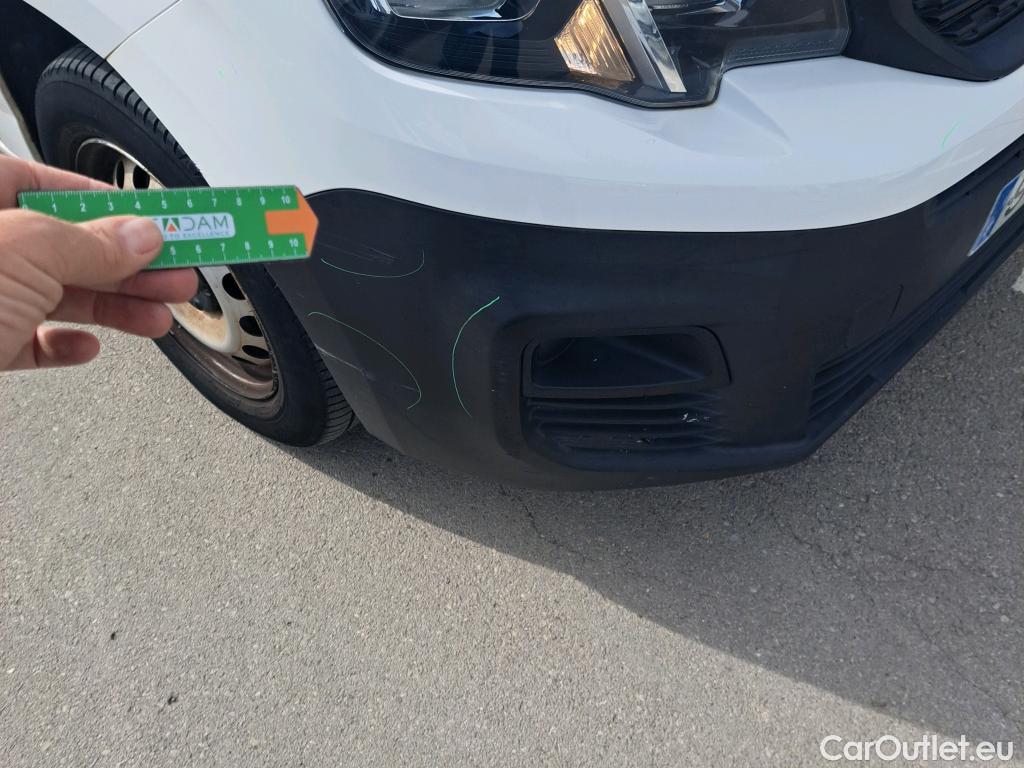  Peugeot  Partner PEUGEOT  / 2018 / 3P / furgón derivado de turismo Pro Standard 1000kg BlueHDi 73kW #80