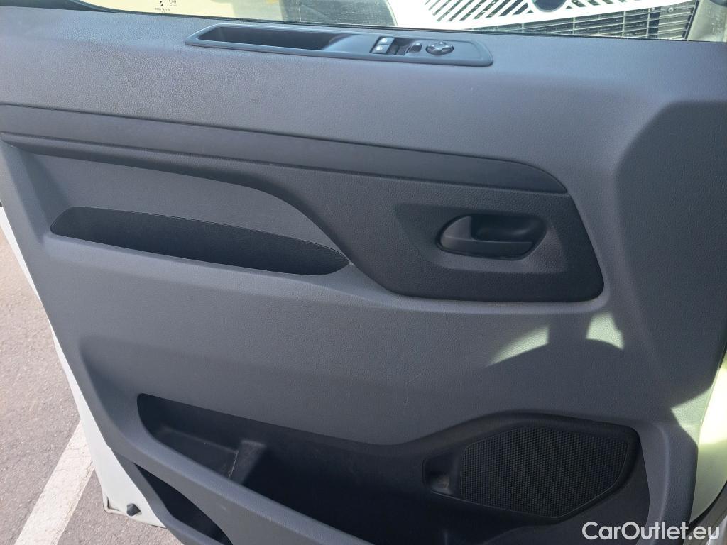  Peugeot  Expert PEUGEOT  / 2016 / 4P / furgón Furgón Premium 1.5 BlueHDi 100 Standard (AC) #58