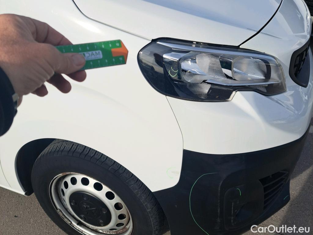  Peugeot  Expert PEUGEOT  / 2016 / 4P / furgón Furgón Premium 1.5 BlueHDi 100 Standard (AC) #30