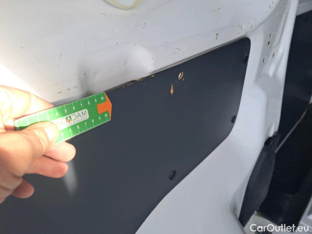  Peugeot  Expert PEUGEOT  / 2016 / 4P / furgón Furgón Premium 1.5 BlueHDi 100 Standard (AC) #47