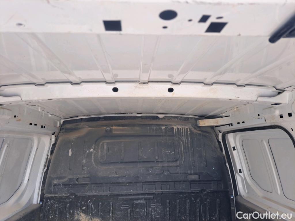  Peugeot  Partner PEUGEOT  / 2018 / 3P / furgón derivado de turismo Pro Standard 1000kg BlueHDi 73kW #13