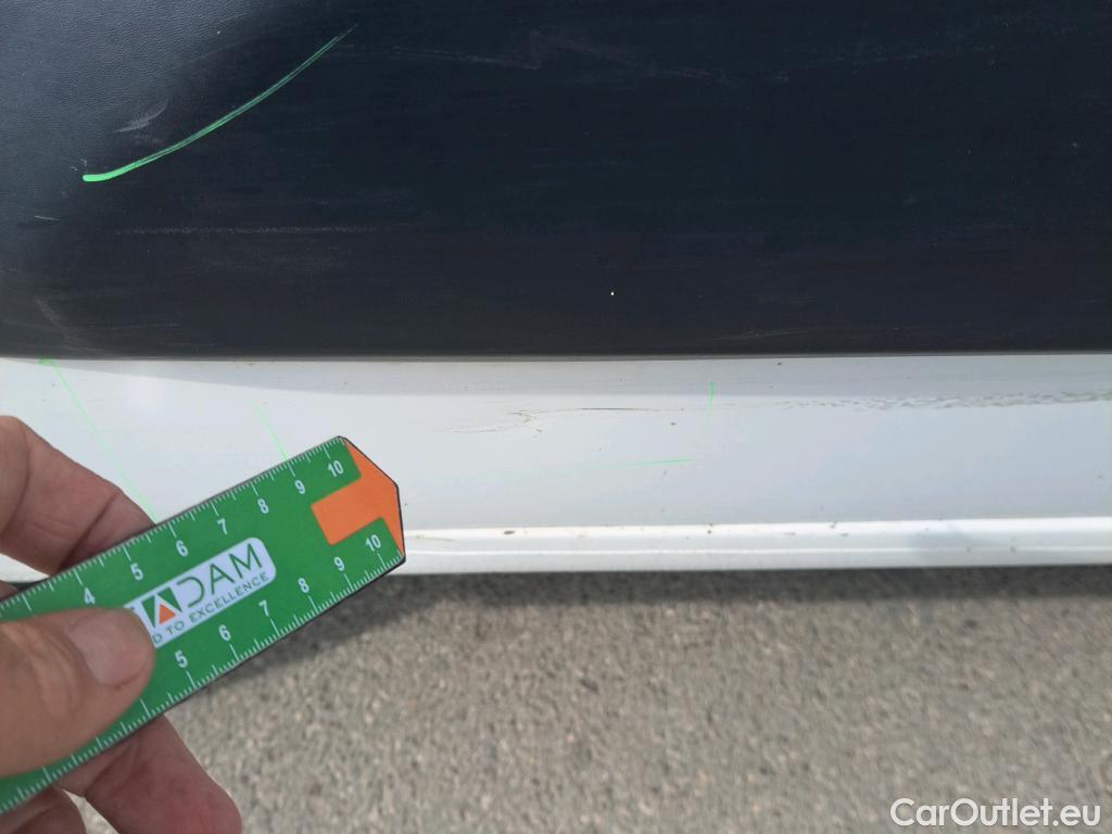  Peugeot  Partner PEUGEOT  / 2018 / 3P / furgón derivado de turismo Pro Standard 1000kg BlueHDi 73kW #25