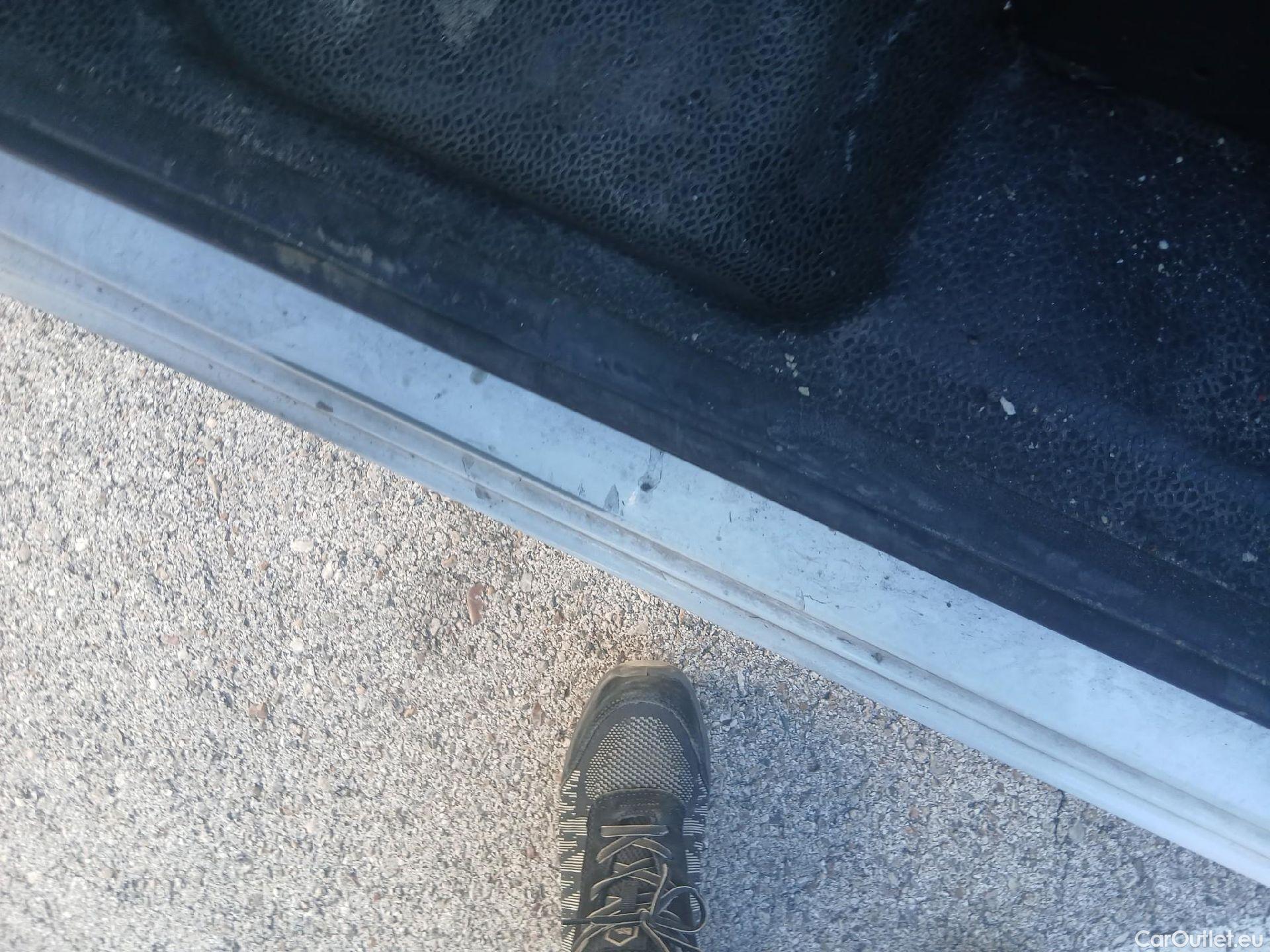  Renault  Kangoo RENAULT  Furgón/2013/4P/furgón derivado de turismo Maxi 2p Blue dCi 70 kW (95CV) #13