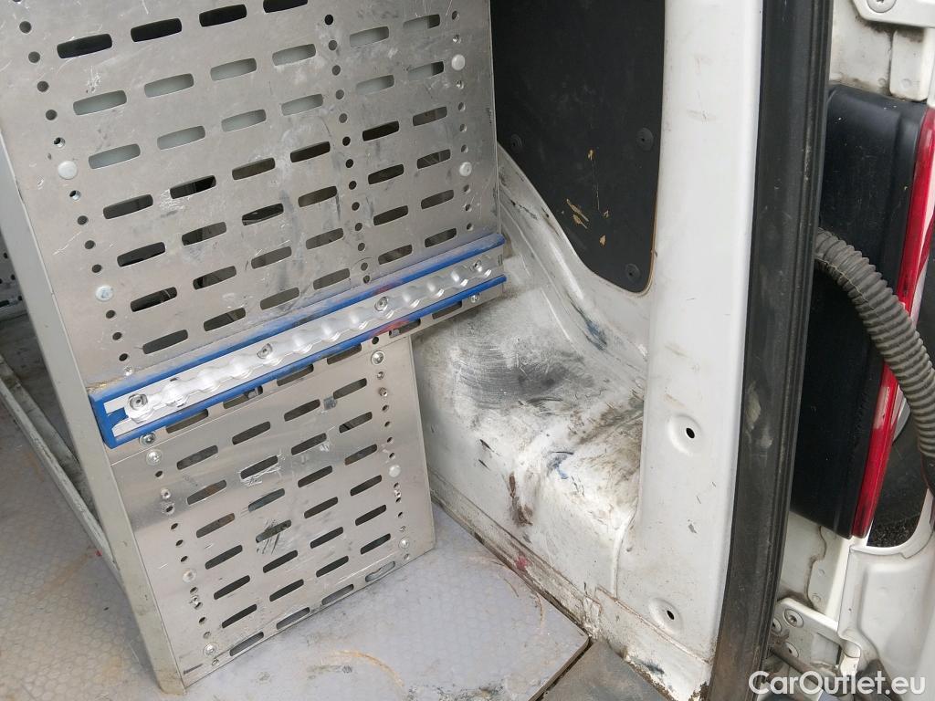  Volkswagen  Caddy VOLKSWAGEN  VU 4p 3G furgón derivado de t Furgón 2.0 TDI 110cv 4motion 4p #6