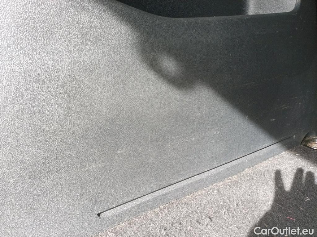  Volkswagen  Caddy VOLKSWAGEN  / 2015 / 5P / combi Outdoor 2.0 TDI 75kW (102CV) BMT DSG #21