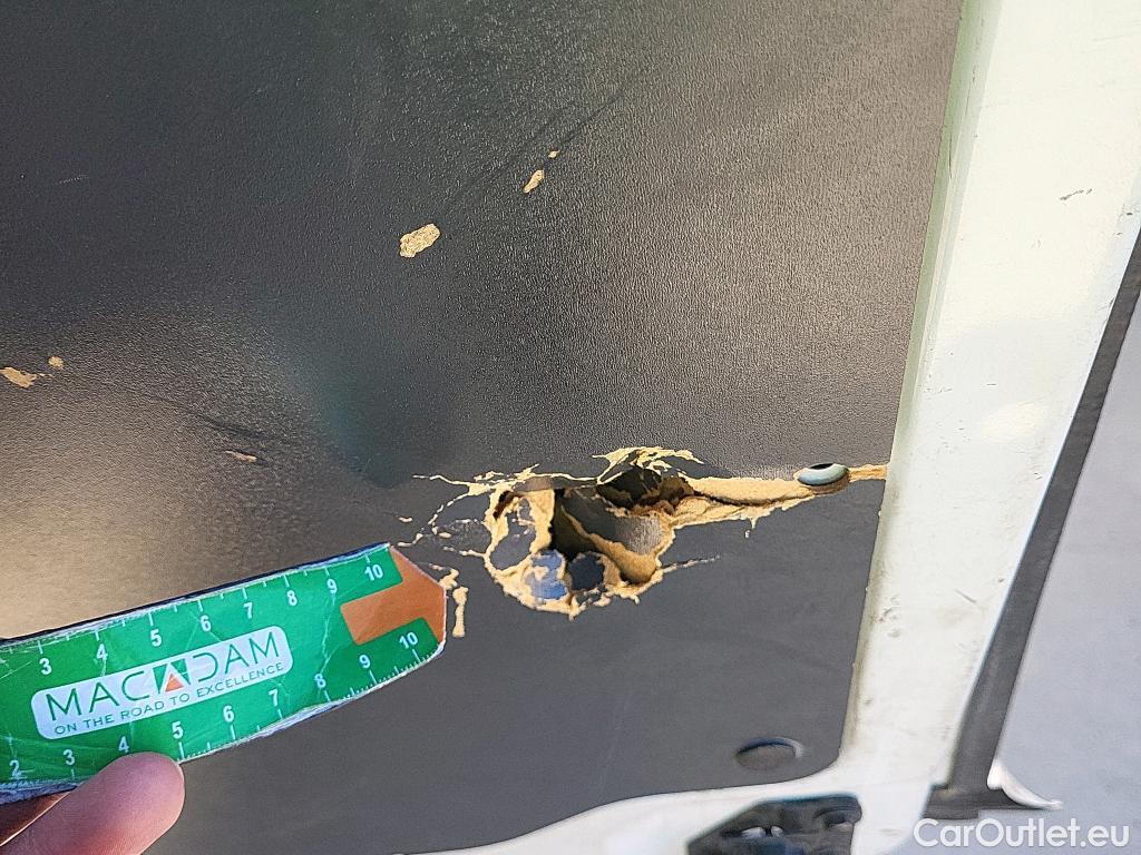  Opel  Vivaro OPEL  / 2019 / 4P / furgón 1.5 Diésel 88kW (120CV) M Std Select #44