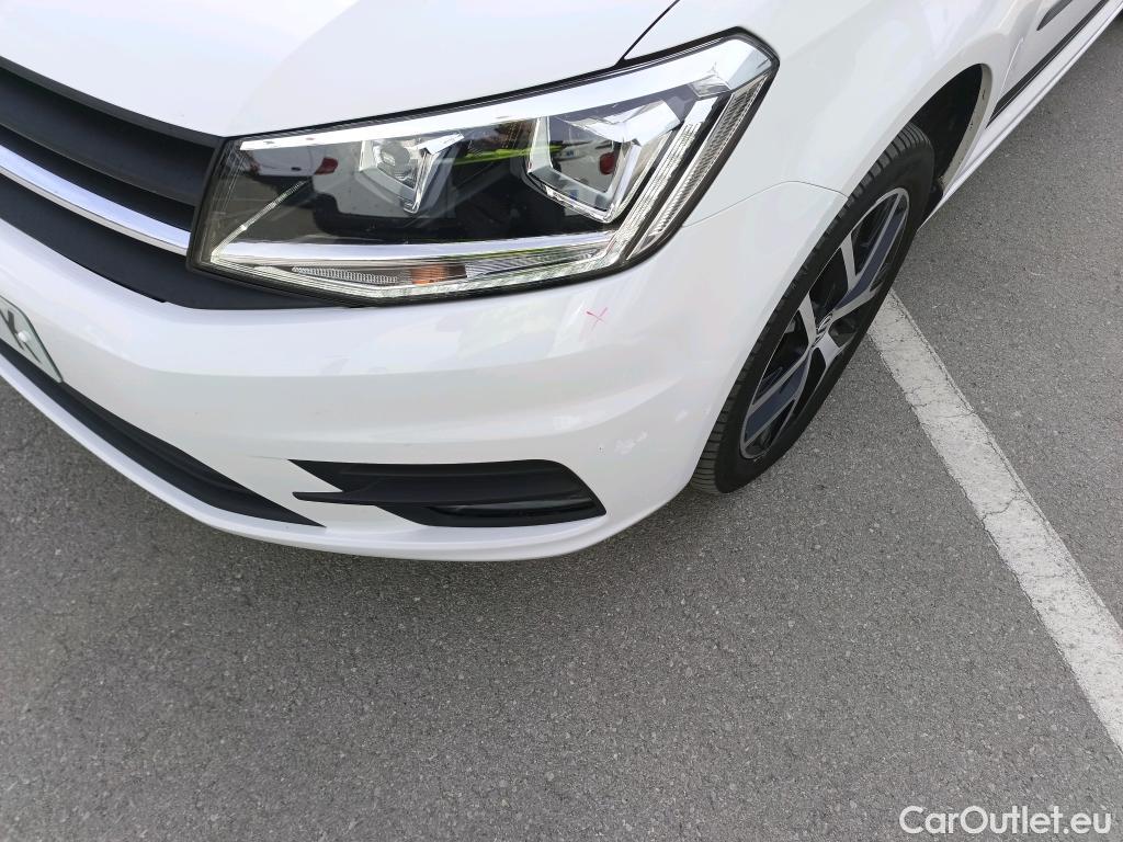  Volkswagen  Caddy VOLKSWAGEN  / 2015 / 5P / combi Outdoor 2.0 TDI 75kW (102CV) BMT DSG #16
