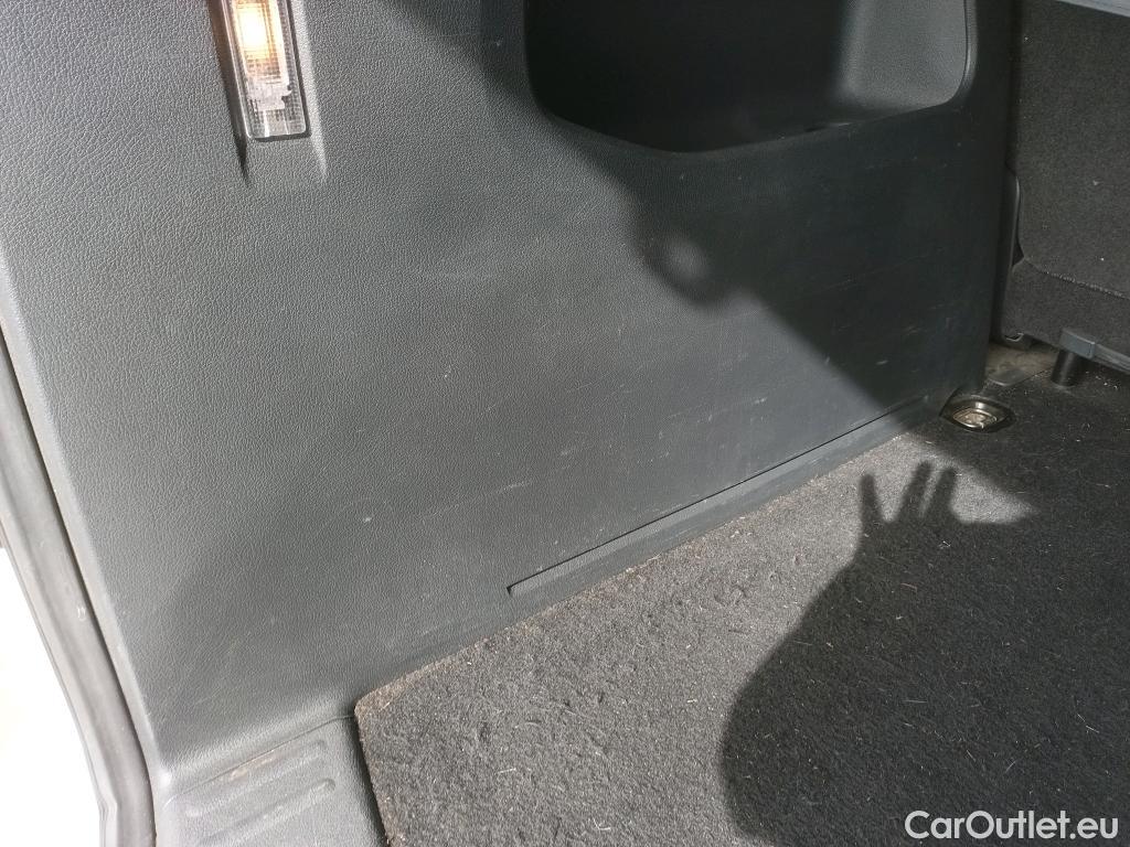  Volkswagen  Caddy VOLKSWAGEN  / 2015 / 5P / combi Outdoor 2.0 TDI 75kW (102CV) BMT DSG #20