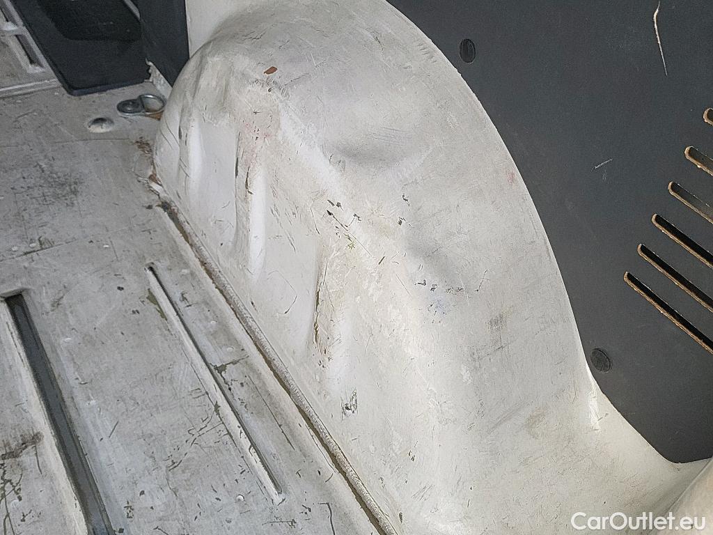  Opel  Vivaro OPEL  / 2019 / 4P / furgón 1.5 Diésel 88kW (120CV) M Std Select #14