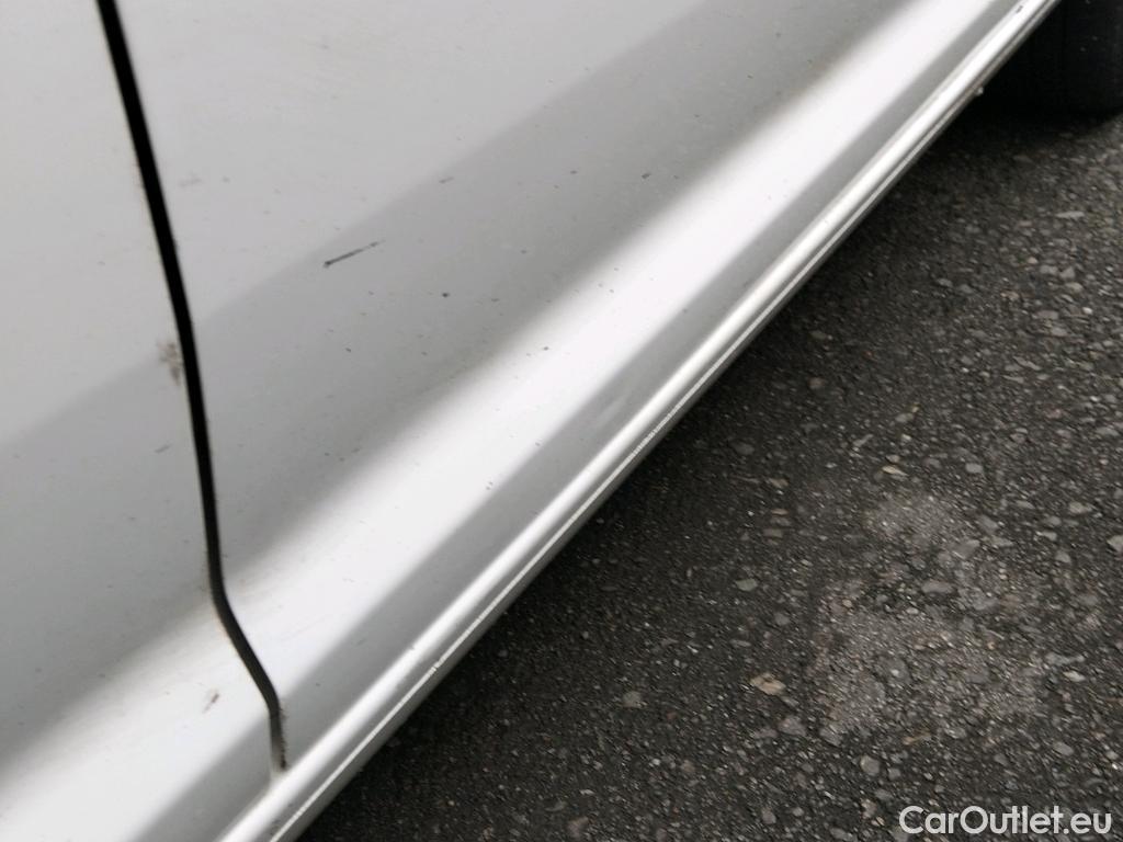  Volkswagen  Caddy VOLKSWAGEN  VU 4p 3G furgón derivado de t Furgón 2.0 TDI 110cv 4motion 4p #46