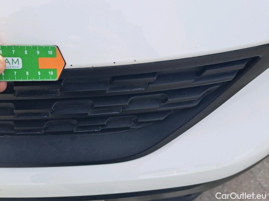  Peugeot  Partner PEUGEOT  / 2018 / 3P / furgón derivado de turismo Pro Standard 1000kg BlueHDi 73kW #93