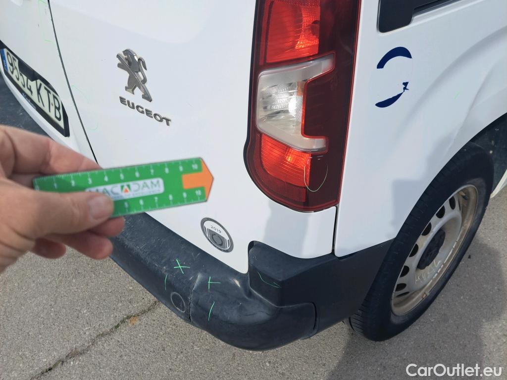  Peugeot  Partner PEUGEOT  / 2018 / 3P / furgón derivado de turismo Pro Standard 1000kg BlueHDi 73kW #86