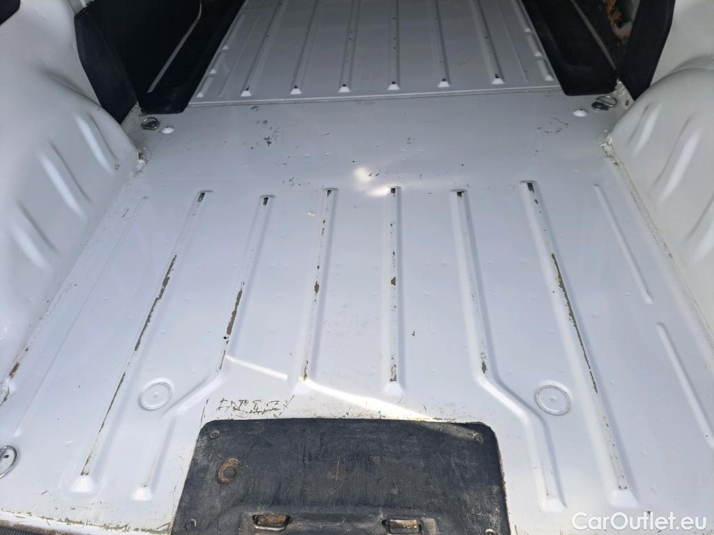  Peugeot  Expert PEUGEOT  / 2016 / 4P / furgón Furgón Premium 1.5 BlueHDi 100 Standard (AC) #65