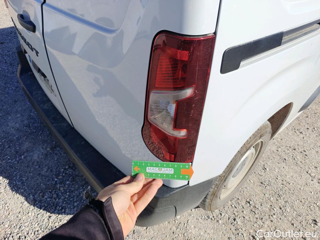  Peugeot  RIFTER PEUGEOT Partner / 2023 / 4P / furgón derivado de turismo Standard 600kg BlueHDi 73kW #14