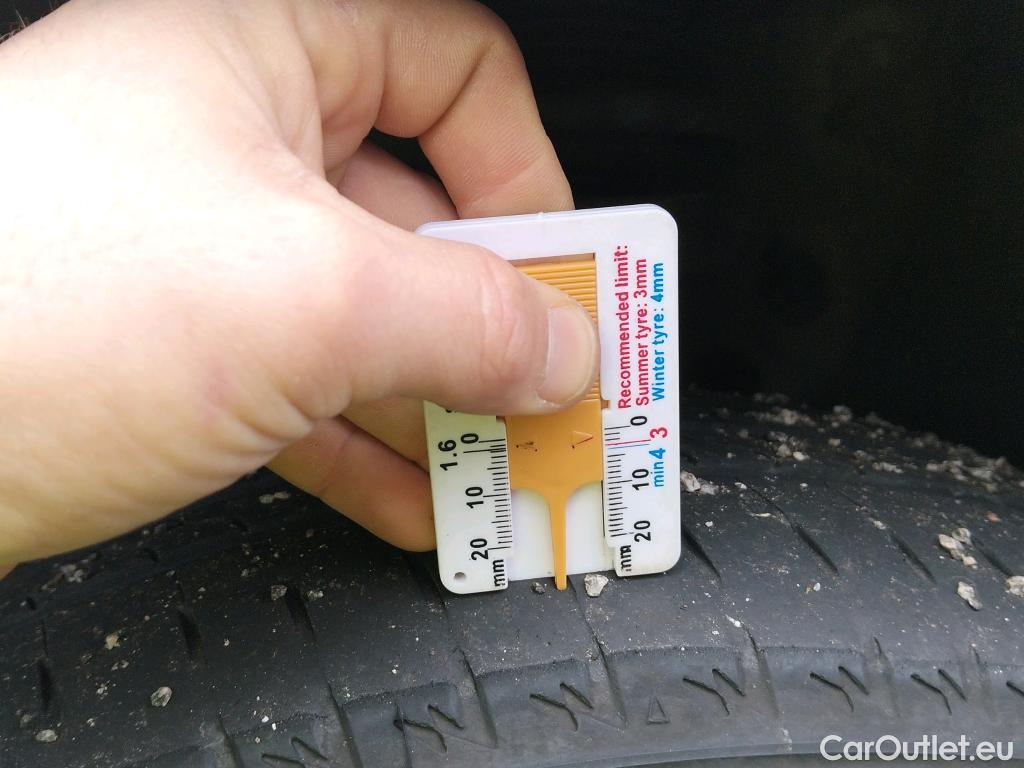  Volkswagen  Caddy VOLKSWAGEN  VU 4p 3G furgón derivado de t Furgón 2.0 TDI 110cv 4motion 4p #33