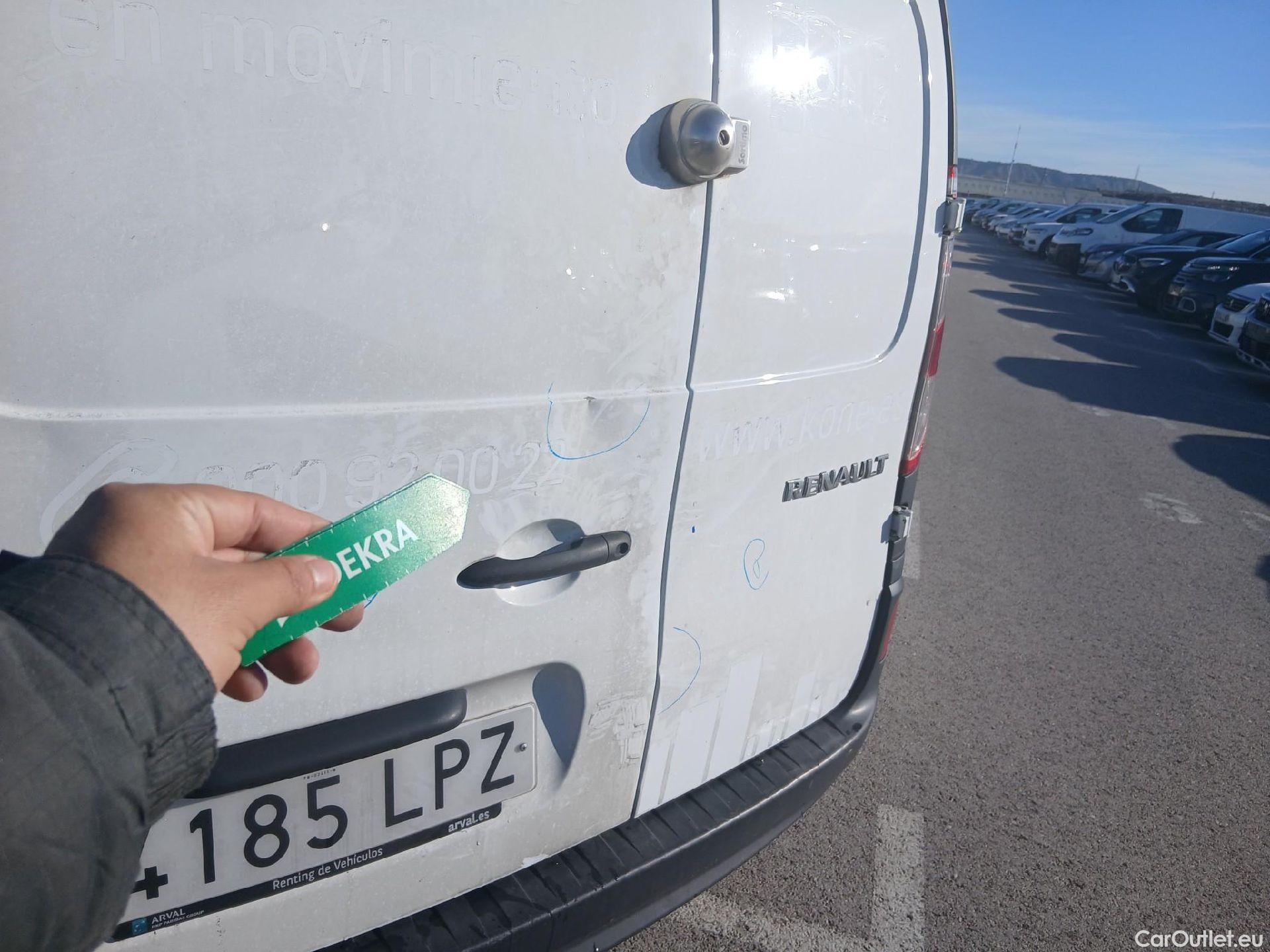  Renault  Kangoo RENAULT  Furgón/2013/4P/furgón derivado de turismo Maxi 2p Blue dCi 70 kW (95CV) #31