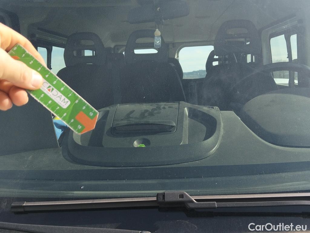  Peugeot  Boxer PEUGEOT  / 2014 / 4P / combi Combi 5/9 Pl 330 L1H1 BlueHDi 88KW (120) #2