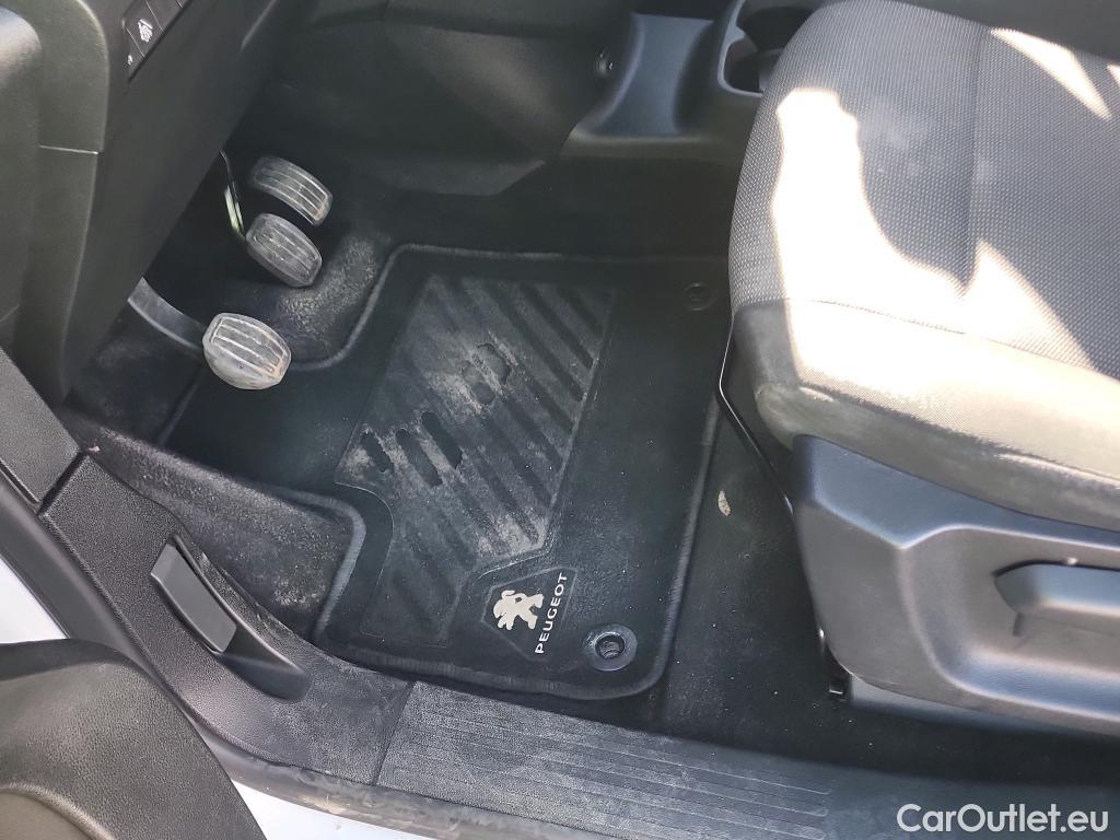  Peugeot  RIFTER PEUGEOT  / 2018 / 5P / combi Active Pack Busin. Standard BlueHDi 73kW #25