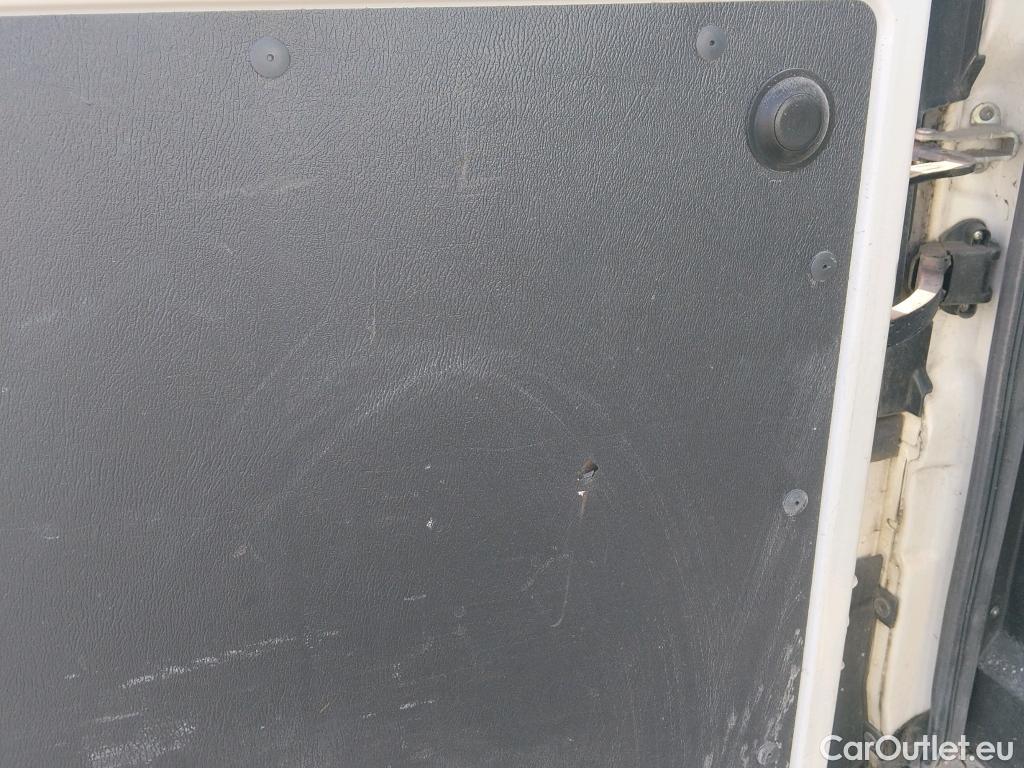  Peugeot  Boxer PEUGEOT  / 2014 / 4P / combi Combi 5/9 Pl 330 L1H1 BlueHDi 88KW (120) #16