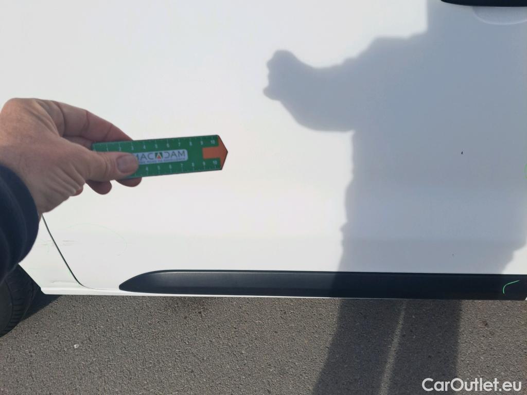  Peugeot  Expert PEUGEOT  / 2016 / 4P / furgón Furgón Premium 1.5 BlueHDi 100 Standard (AC) #56