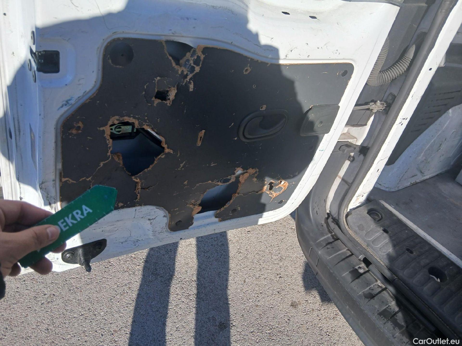  Renault  Kangoo RENAULT  Furgón/2013/4P/furgón derivado de turismo Maxi 2p Blue dCi 70 kW (95CV) #5