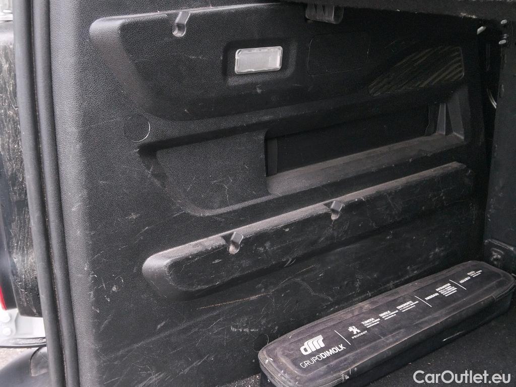  Peugeot  RIFTER PEUGEOT  / 2018 / 5P / combi Active Pack Business Std. BlueHDi 100 #16