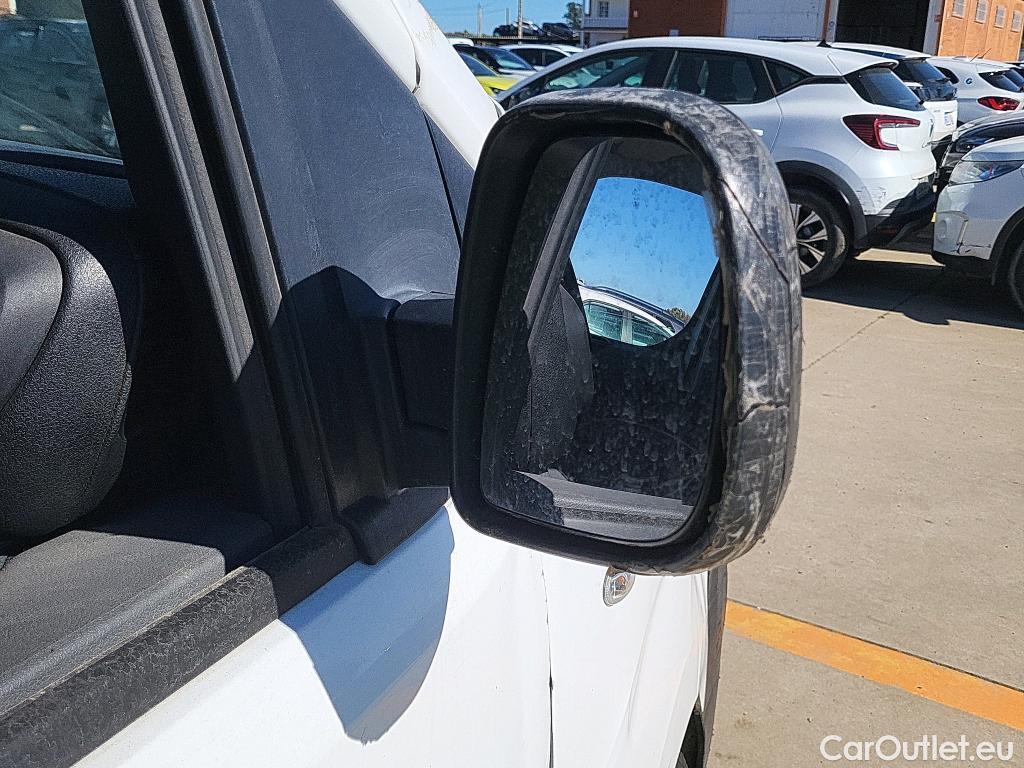  Opel  Vivaro OPEL  / 2019 / 4P / furgón 1.5 Diésel 88kW (120CV) M Std Select #55