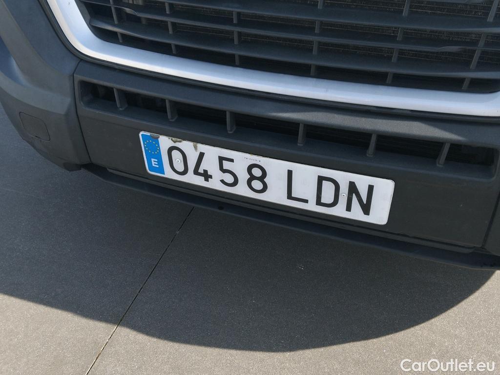  Peugeot  Boxer PEUGEOT  / 2014 / 4P / combi Combi 5/9 Pl 330 L1H1 BlueHDi 88KW (120) #21