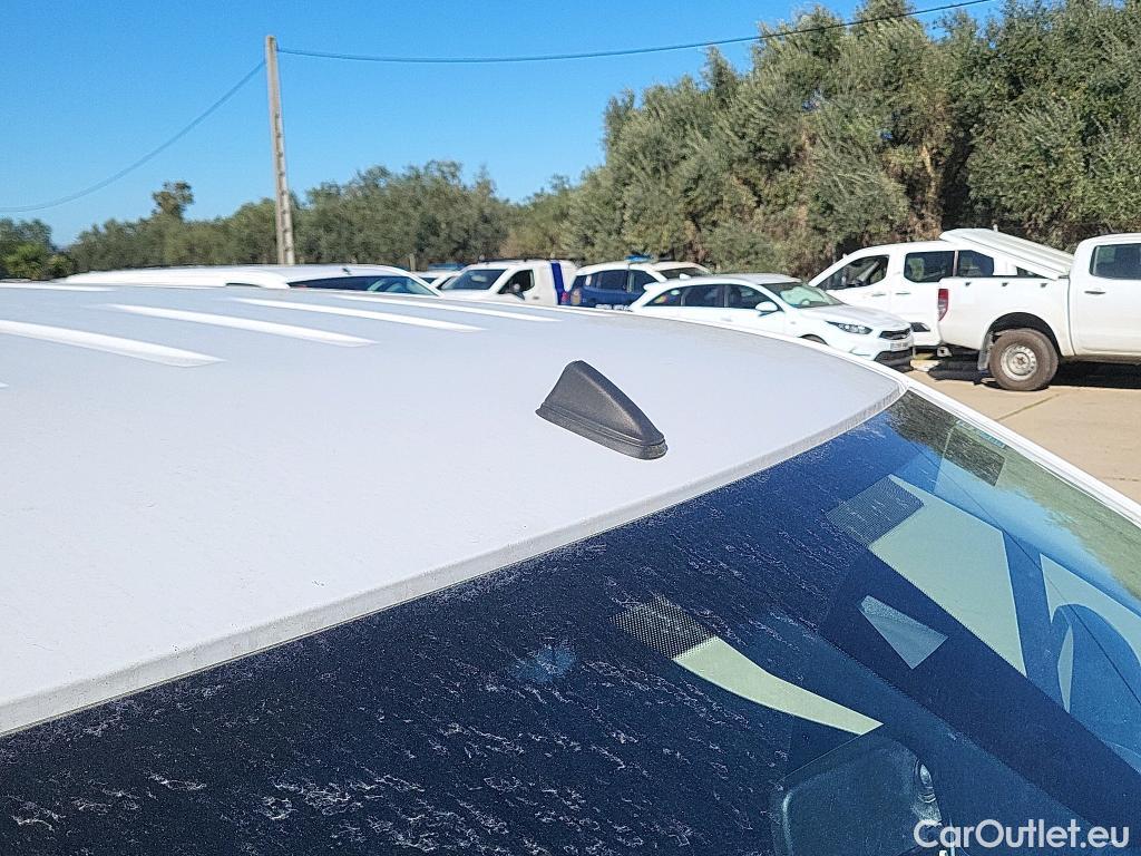  Peugeot  RIFTER PEUGEOT  / 2018 / 5P / combi Active Pack Busin. Standard BlueHDi 73kW #37