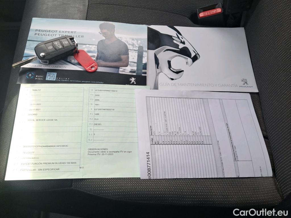  Peugeot  Expert PEUGEOT  / 2016 / 4P / furgón Furgón Premium 1.5 BlueHDi 100 Standard (AC) #4