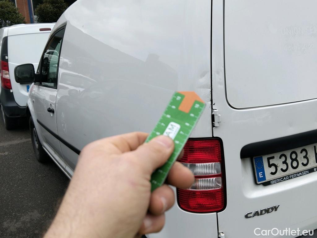  Volkswagen  Caddy VOLKSWAGEN  VU 4p 3G furgón derivado de t Furgón 2.0 TDI 110cv 4motion 4p #12