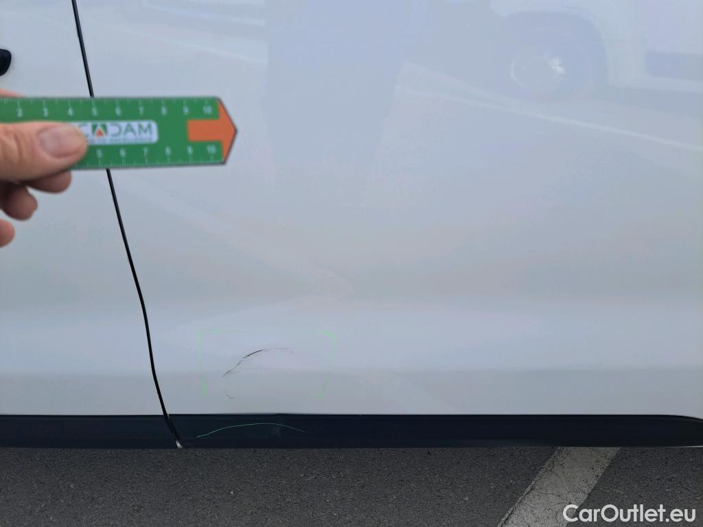  Peugeot  Expert PEUGEOT  / 2016 / 4P / furgón Furgón Premium 1.5 BlueHDi 100 Standard (AC) #68