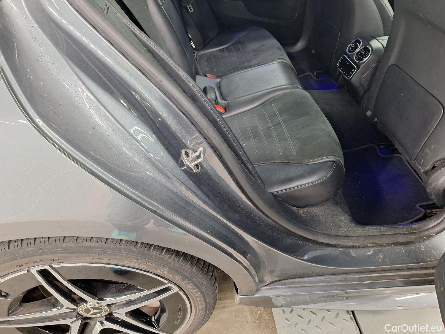  Mercedes  C-Klasse Mercedes, C-Class Break '21, Mercedes-Benz  Break C 220d Launch Edition #43