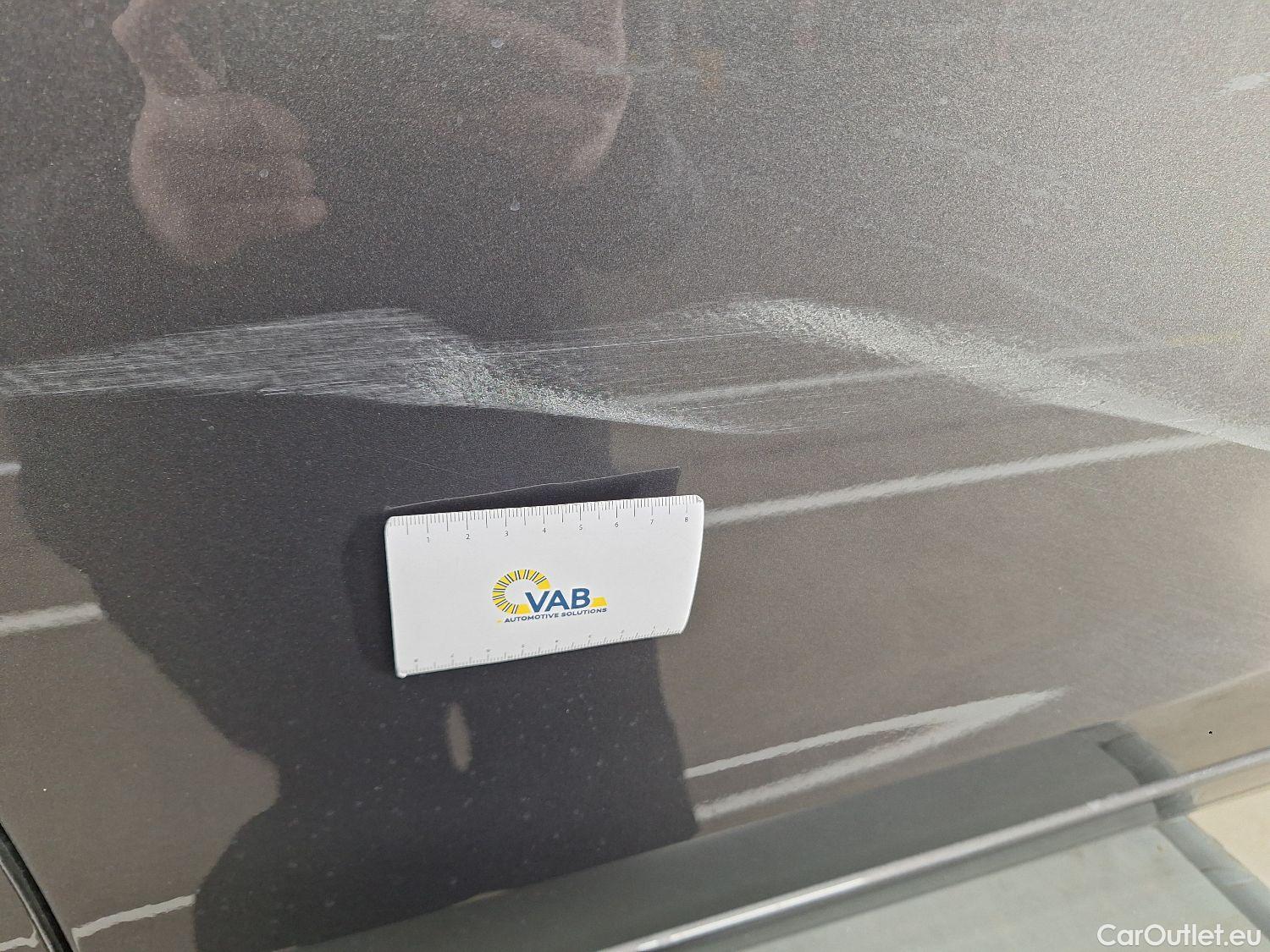  Peugeot  308 Peugeot,  FL'17, Peugeot  1.5 BlueHDi 130 S&S EAT8 Allure 5d #23