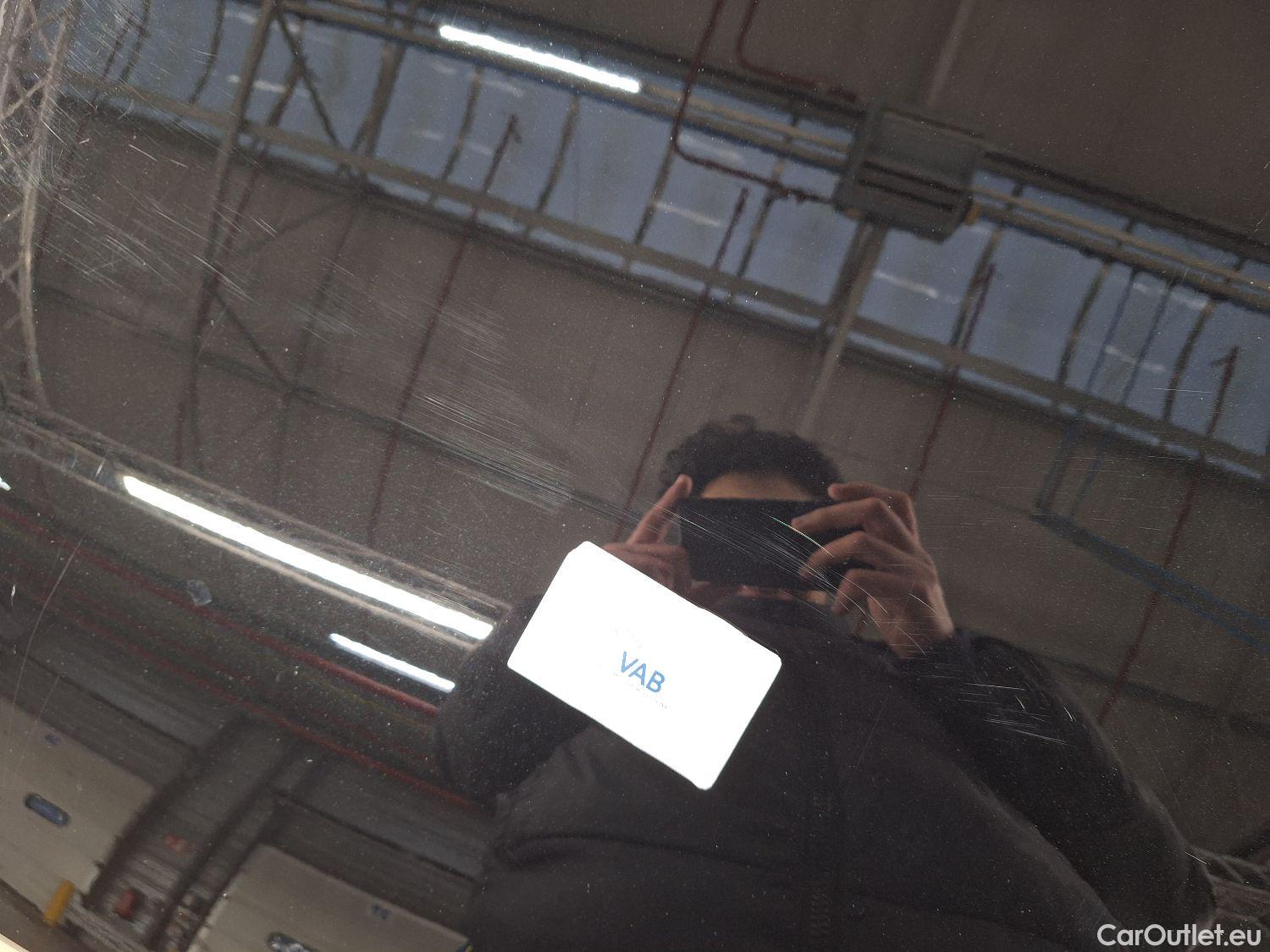  Volvo  XC 40 Volvo, XC40 '17 PHEV, Volvo XC40 T4 Recharge Geartronic Inscription Expr #49