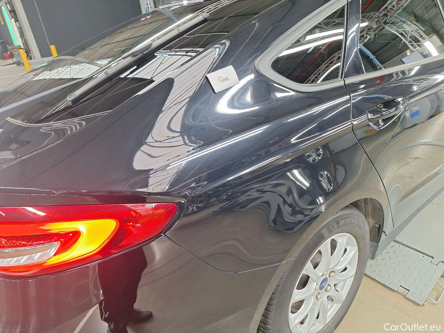  Ford  Mondeo Ford,  5d '14, Ford  2.0 Ecoblue 88kW Business Class 5d #37