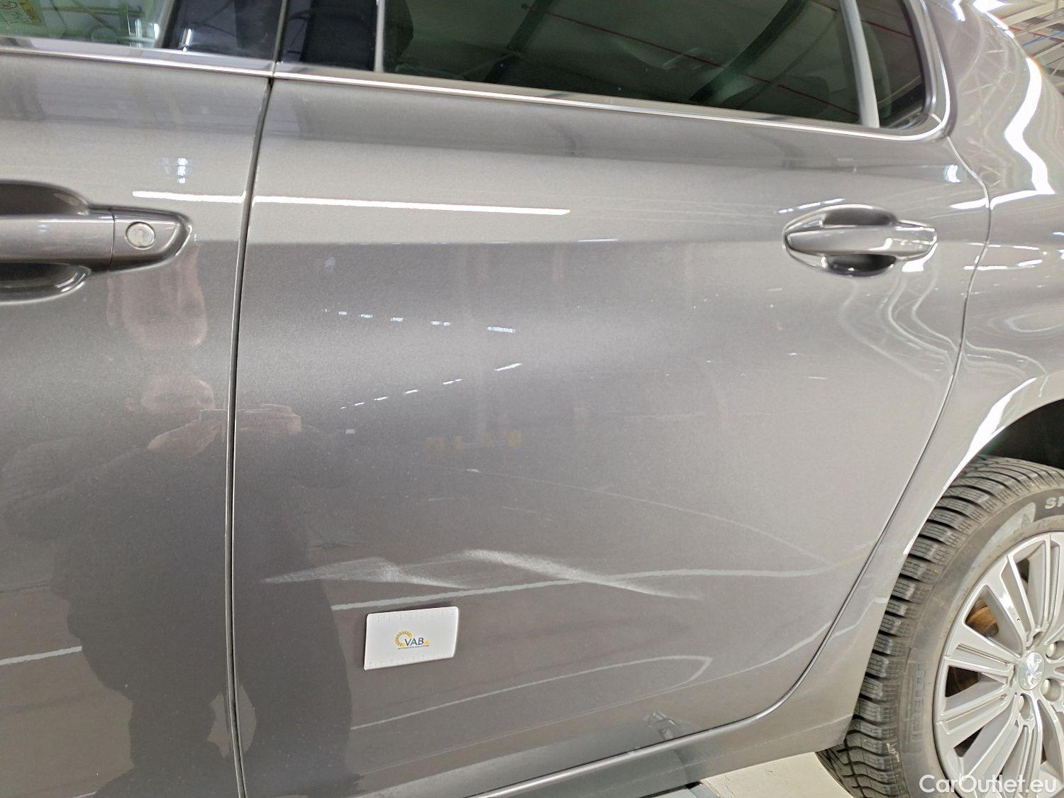  Peugeot  308 Peugeot,  FL'17, Peugeot  1.5 BlueHDi 130 S&S EAT8 Allure 5d #22