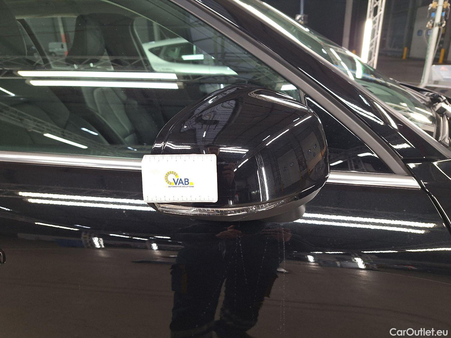  Volvo  XC 40 Volvo, XC40 '17 PHEV, Volvo XC40 T4 Recharge Geartronic Inscription Expr #3